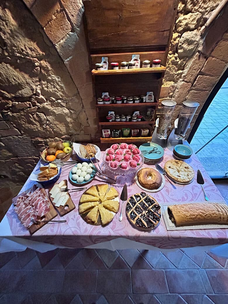 colazione pranzo e cena Toscna